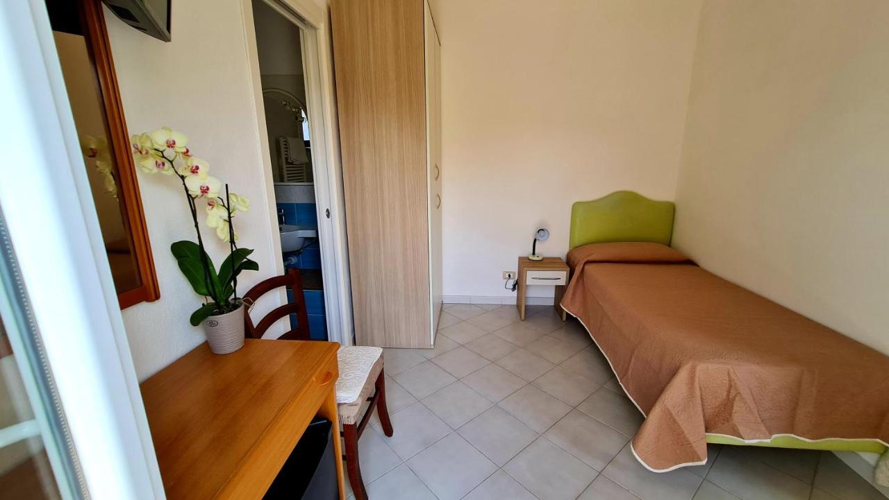 Bed and Breakfast Cocos Park Ischia Forio di Ischia Camera foto