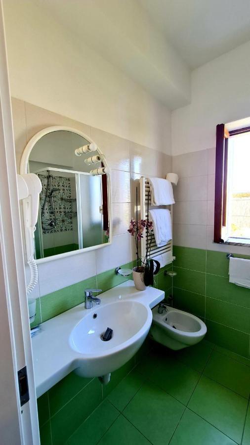 Bed and Breakfast Cocos Park Ischia Forio di Ischia Esterno foto