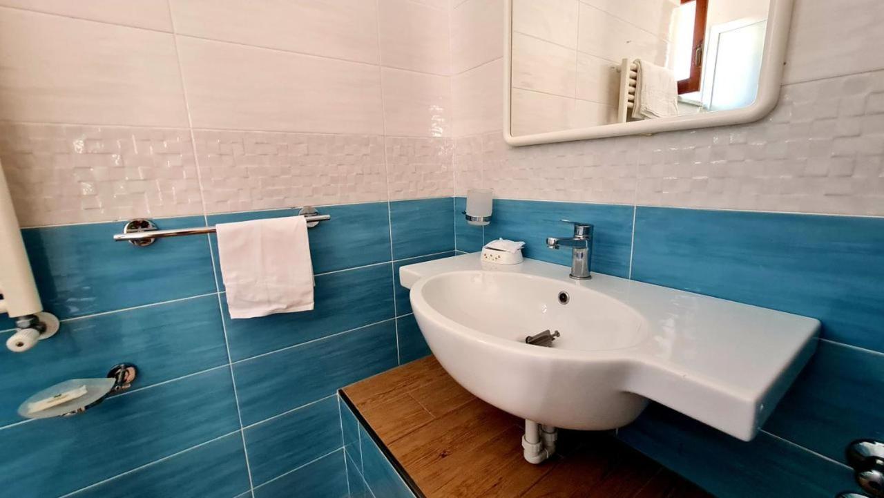 Bed and Breakfast Cocos Park Ischia Forio di Ischia Esterno foto