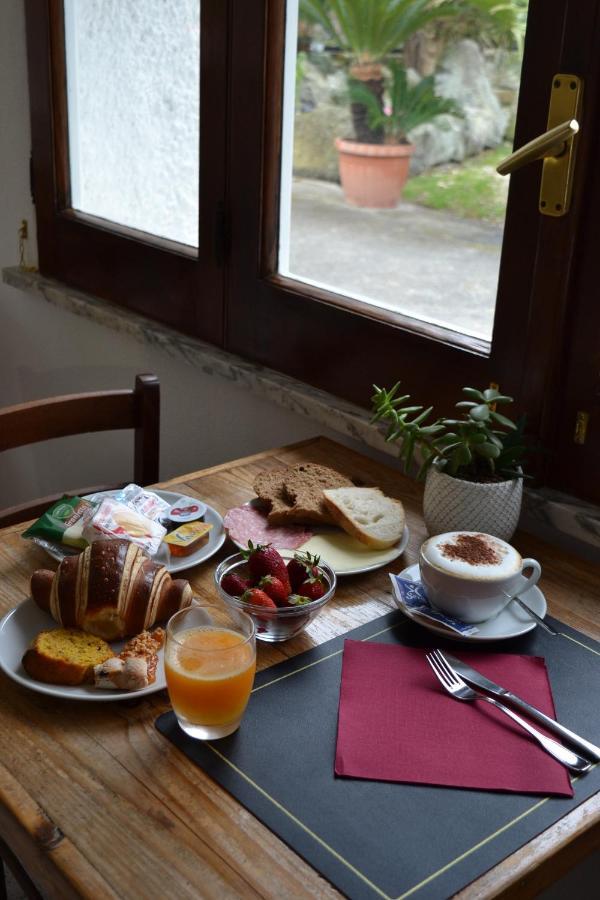 Bed and Breakfast Cocos Park Ischia Forio di Ischia Esterno foto